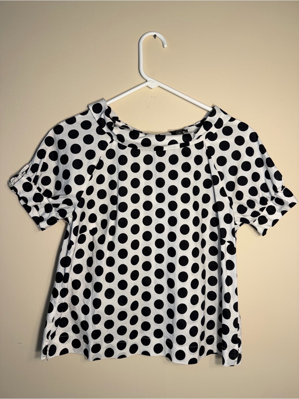 Ann Taylor Black and White Polka Dot Short Sleeve Top - Picture 2 of 8